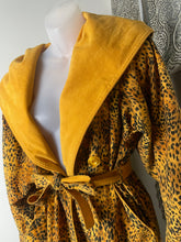 Load image into Gallery viewer, Animal print trench with hood (Large)