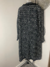 Load image into Gallery viewer, Long jacket (Large)