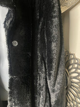 Load image into Gallery viewer, Black long plush coat (Medium)
