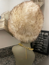 Load image into Gallery viewer, Fur hat ( Fits up to large )